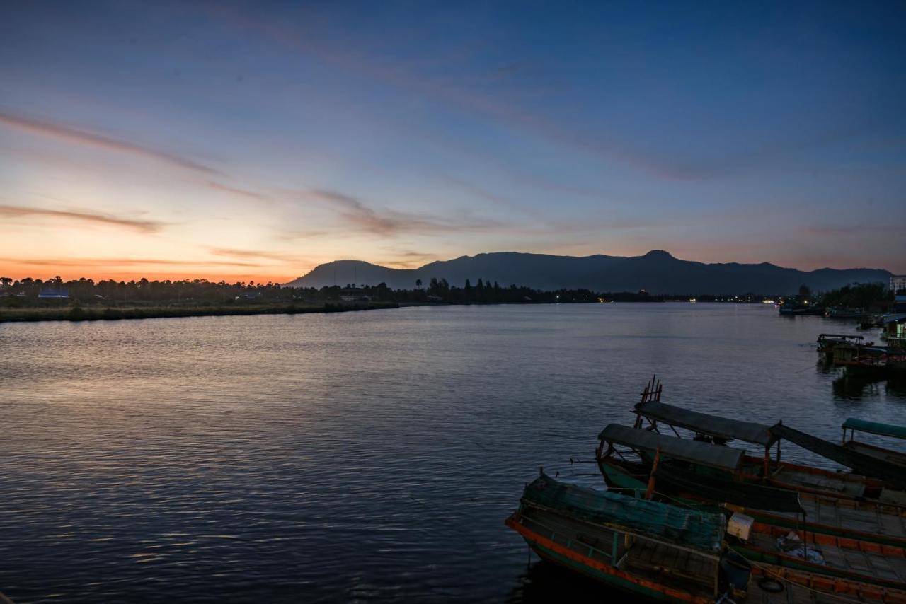 Phka Kravan Boutique Kampot Buitenkant foto